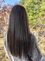 ナンバーエイト(number eight)&nbsp;ダークグレージュ×髪質改善でひときわ目立つ揺れるキレイ髪女子