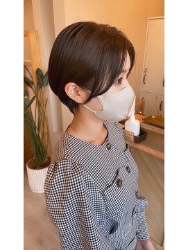 キキ(kiki) 耳掛けしても可愛いショートボブ＊#ベージュカラー#三重