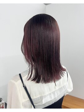 シュク 高円寺(SYUK) 【 kanna 】ぱつっとライン/顔まわりカット/カシスピンク