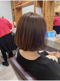 うるツヤ丸みボブウルフワンカール小顔補正立体カッ