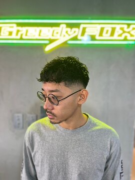 グリーディーフォックス 代々木(Greedy FOX) 波巻き/ハイライト/マッシュパーマ/ウルフ[シェービング]