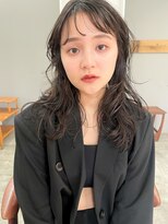 ユイル(Uil)&nbsp;小顔前髪顔周りレイヤー×グレージュカラー デザインカラー