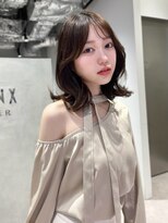 ミンクスオーバー(MINX OVER)&nbsp;前髪/こなれミディ/イメチェンヘアスタイル/ウェーブパーマ