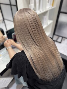 ラムシェール(LamChele) 【lamchele】ホワイトミルクティーグレージュ×ブリーチカラー