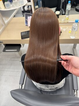 ユアーズヘア 新宿三丁目店(youres hair) 高明度ベージュカラー