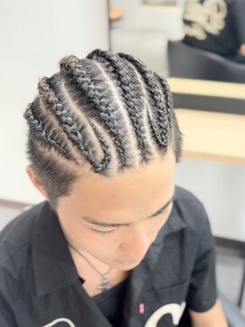 ヌーク 押上店(NooK) デザインコーンロウ／コーンロウ/地毛／メンズ／特殊ヘア