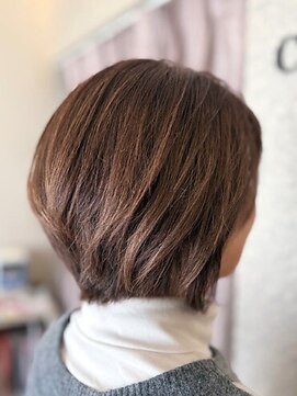 クロス(CROSS) 明るい白髪染め／ひし形/50代60代/ミセスヘア