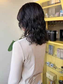 ヒントステーション(HINTSTATION) 〈浅草美容室〉顔まわりレイヤー×ミディアムパーマ