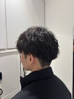 ケンジ 平塚 アネッタ(KENJE annetta) 刈り上げマッシュ なみまきパーマ
