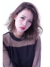 ルチア ヘア カバナ(Lucia hair cabana) high light of ash beige/out swing BOB