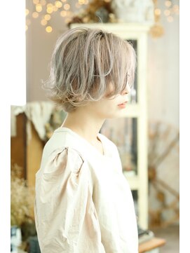 キミ(kimi) 【ｋｉｍｉ自由が丘】ヌードベージュ×ケアブリーチ