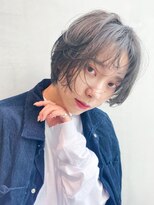 アイティー バイ アルバム 中野店(IT by ALBUM)&nbsp;ショートカット_ホワイトアッシュエアリーミディ_28233