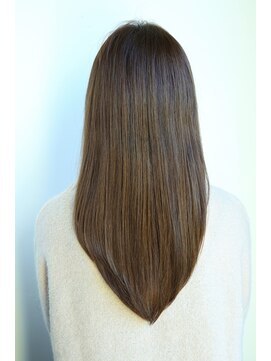 チェルモ(CHELUMO) 思わず見ちゃうサラサラストレート