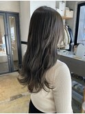ロングのオリーブベージュ
