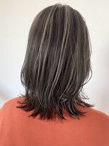 ファーチ(Fir-chi)&nbsp;ミディアムレイヤースタイル