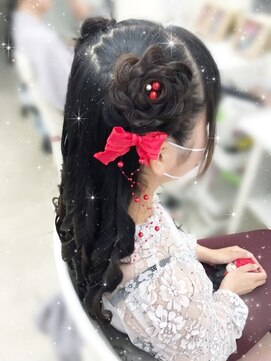 ヘアーメイク ティアラ(Hair make Tiara) お花アレンジ