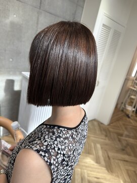 イリー 代官山(ILY) ミニボブ(耳掛けOK)