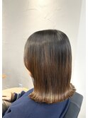 ロングヘアをバッサリ！結べる長さの軽やかミディアムに