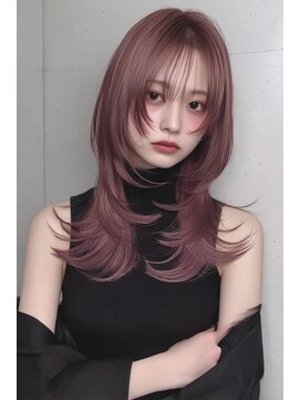 ハイレイヤーバズカットシャギーバタフライカットチェリーレッド