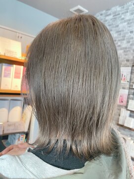 ヒーズ(Hee's) ハイトーングレージュ