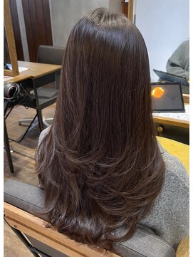 ヘアリゾート粋 新宿三丁目本店 透明感カラー/チョコレートブラウン/レイヤーカット