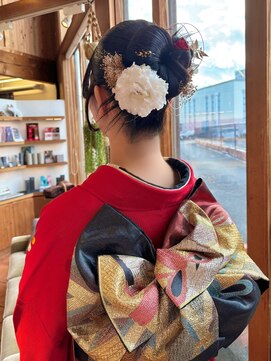 ラパンセベージュ(LA PENSEE BEIGE) LA PENSEE / beige 田川 / 成人式ヘア / リボンカチモリ