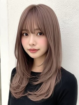 ロイオブジゼル(roi of GiseL) ミディアムレイヤースタイル 前髪カット 顔周り ベージュ 透明感