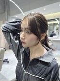 顔周りにこだわった韓国レイヤー