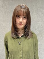 ラミエバイメルト 下北沢(lamie by melt) レイヤーカット 下北沢 30代20代ブリーチなしカラー オリーブ
