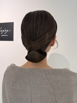 ミンクスオーバー(MINX OVER) 【ヘアセット】タイト×シニヨン