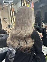アネラ 大宮(Anela)&nbsp;ホワイトベージュカラー♪