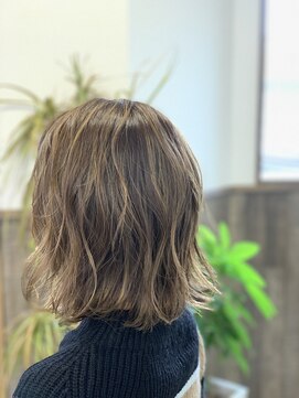 シークエンス(SeeQuence) SeeQuence☆春モテ髪ミディアムハイライト×ベージュ