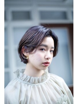 リラ バイ クオーレ(LIRA by CUORE) 耳掛けショート