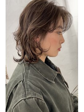 ヘン(hen) 【心斎橋hen】ウルフヘア ハイライトベージュ