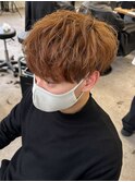 スパイラルパーマツイストパーマアップバング短髪メッシュ