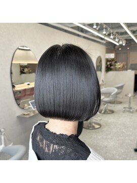 ラルムバイシー 新宿(LARME by Sea) 地毛風ストレートと切りっぱなしボブ【新宿/髪質改善】