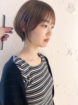 ラミエ バイ メルト 吉祥寺(lamie by melt) *滝田*ケアブリーチミルクティーシルキーベージュショートボブ