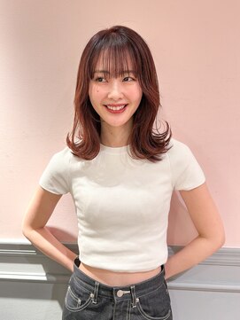 ビュートリアム 梅田(BEAUTRIUM) くびれミディ/外ハネ/レッドブラウン/レイヤー/似合わせカット