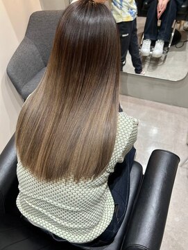 エルピス 中央林間店(elpis) 白髪ぼかし / 縮毛矯正 / 髪質改善