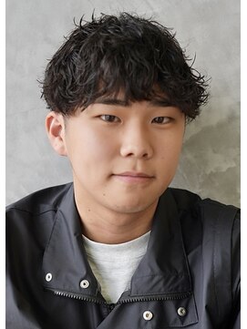 にもう ダークアッシュ ニュアンスパーマ 韓国マッシュ s2