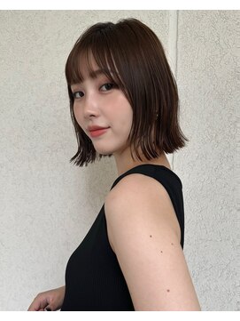 ガーデン ミサト 三郷中央(garden misato) くすみベージュ/切りっぱなしボブ/30代40代50代にオススメ◎