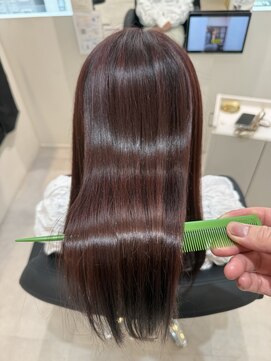 エミュスト(Emuest) 髪質改善トリートメント