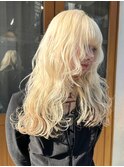 抜きっぱなしブロンドハイトーンロングリタッチブリーチウェーブ