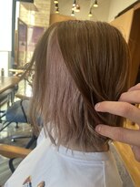 フレンズ 手稲店(friend's)&nbsp;インナーカラーピンクショート外ハネボブゆるめスタイリング札幌