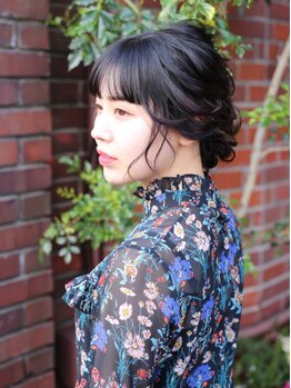 オリーブ(OLIVE)の写真/【2026年度成人式もOK★ヘアセット¥980】心斎橋/なんば駅徒歩5分!結婚式/イベントに可愛い飾り多数ご用意♪