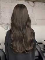 ヨーク(YOKE)&nbsp;ロングレイヤーオリーブグリーンオリーブベージュ艶髪ロング