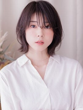 カバーヘア ブリス 大宮西口(COVER HAIR bliss) 斜めバングローライトカラーブリーチなしハッシュカット30代ｓ