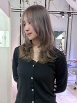 シェリ 天神(CHERIE)&nbsp;グレージュ × レイヤーカット