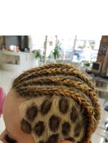 髪こうぼう&nbsp;豹柄ツーブロコーンロウ