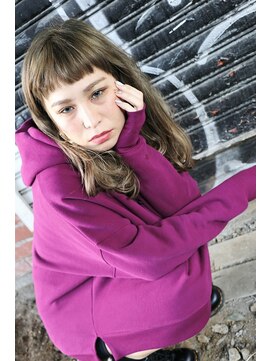 ランプヘアー(LAMP HAIR) ショートバング透明感艶カラーフォギーベージュS字ウェーブ